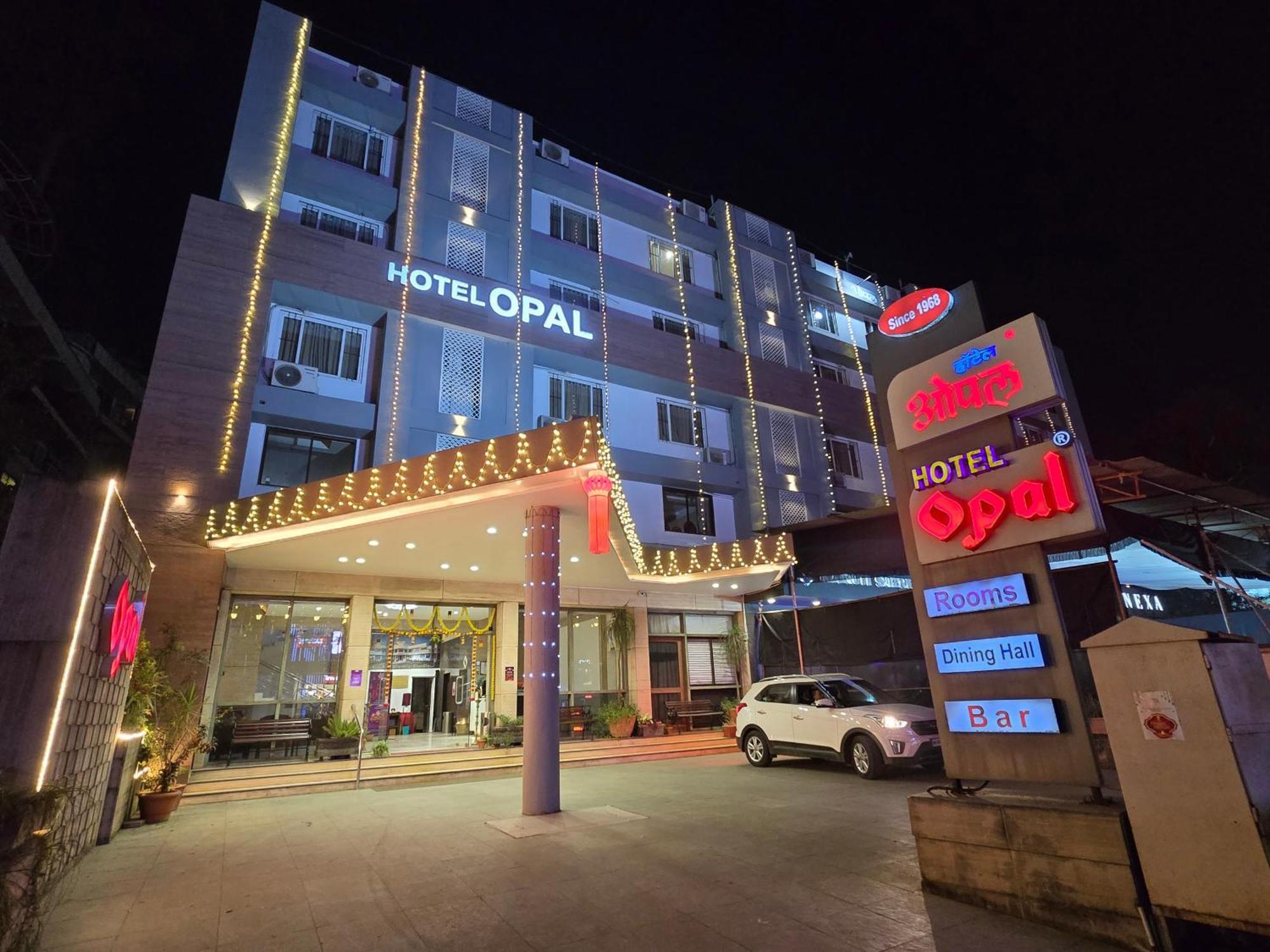 Hotel Opal Kolhapur Esterno foto